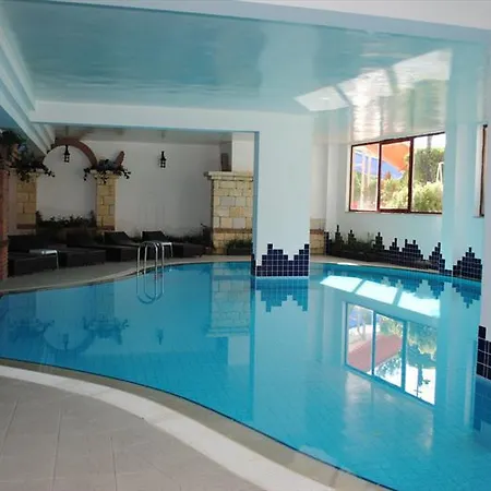 Riva And Bella Hotell